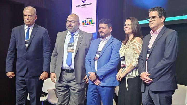 Apenas 22% dos 90%  da população brasileira conectada têm acesso considerado significativo